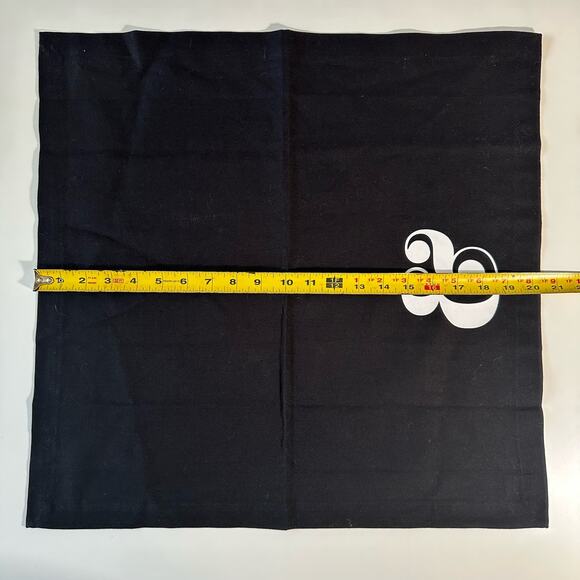 Kate Spade New York Set Of 2 Black Ampersand "&" Cloth Wedding Napkins - Picture 8 of 9